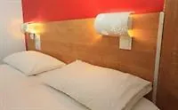 Kyriad Direct Bordeaux Est